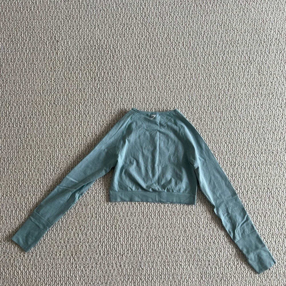 Blue Gymshark workout top, cropped long sleeve - Picture 2 of 2